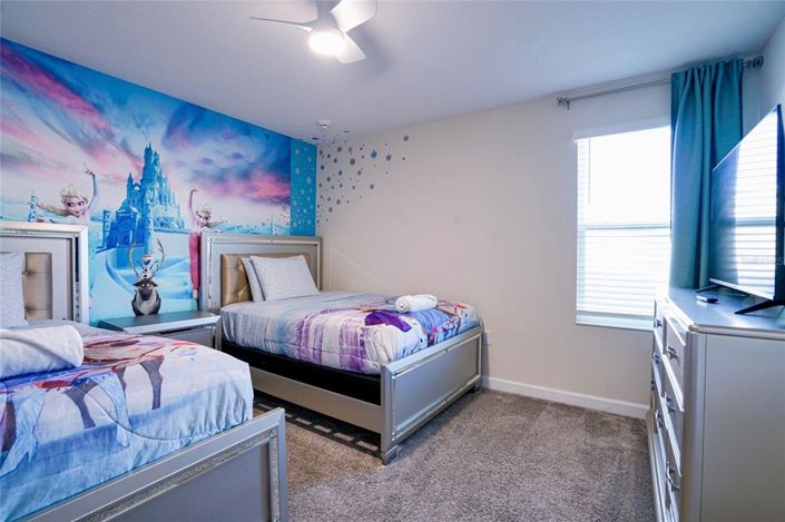 Image No.23-9 Bed Property for sale