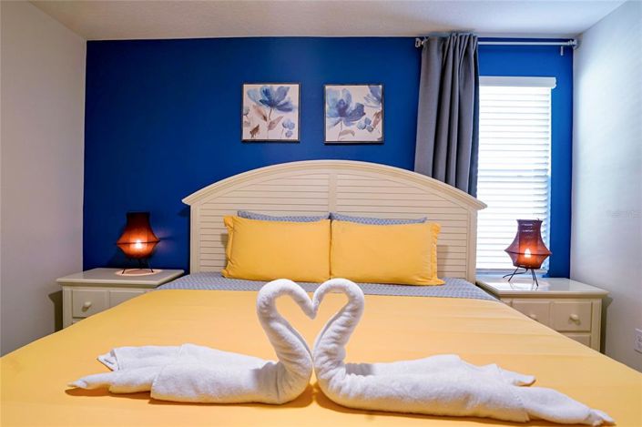 Image No.28-9 Bed Property for sale