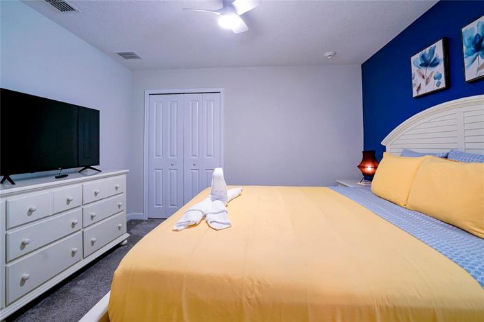 Image No.32-9 Bed Property for sale