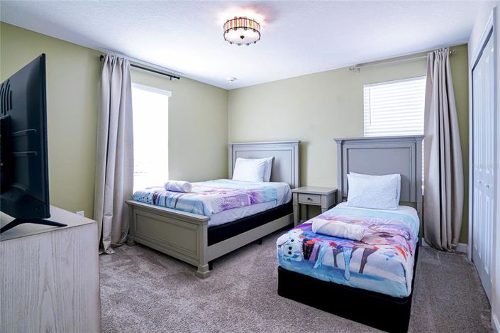 Image No.33-9 Bed Property for sale