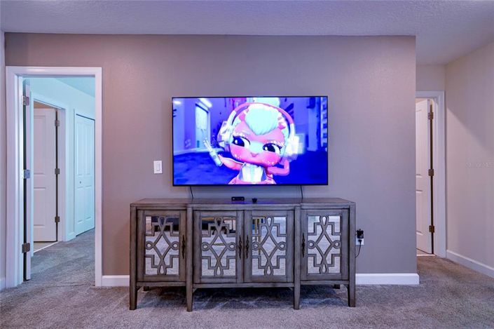 Image No.5-9 Bed Property for sale