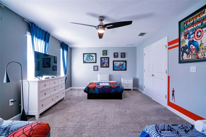 Image No.9-9 Bed Property for sale