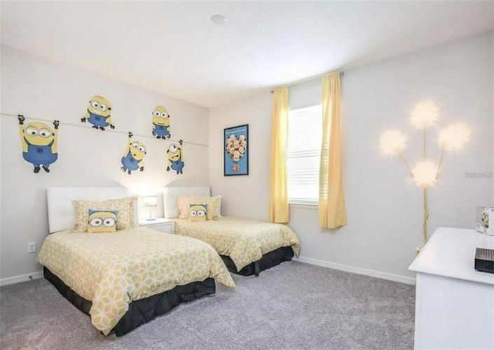 Image No.27-7 Bed Property for sale