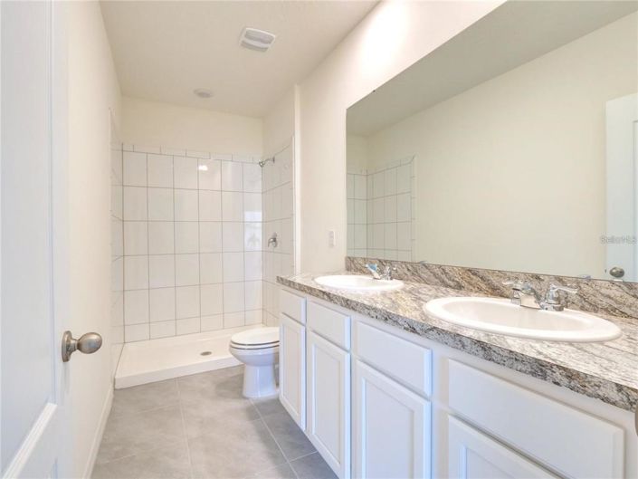 Image No.7-3 Bed Townhouse for sale