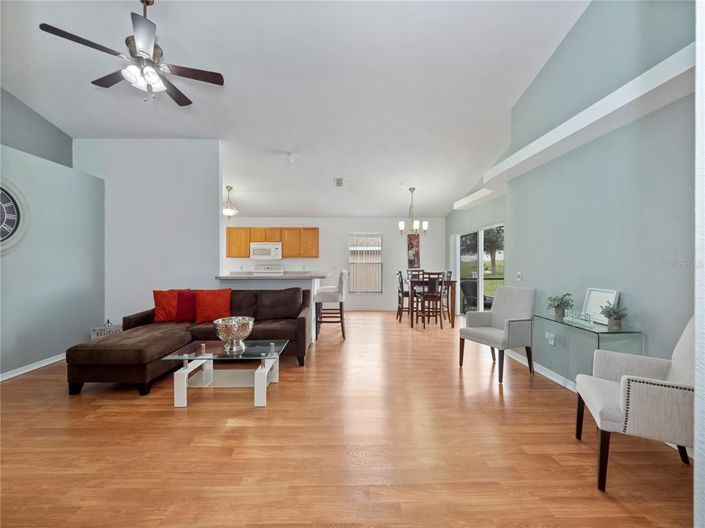 Image No.13-Propriété de 3 chambres à vendre à Davenport