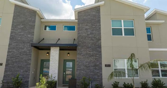 Image No.3-4 Bed Townhouse for sale