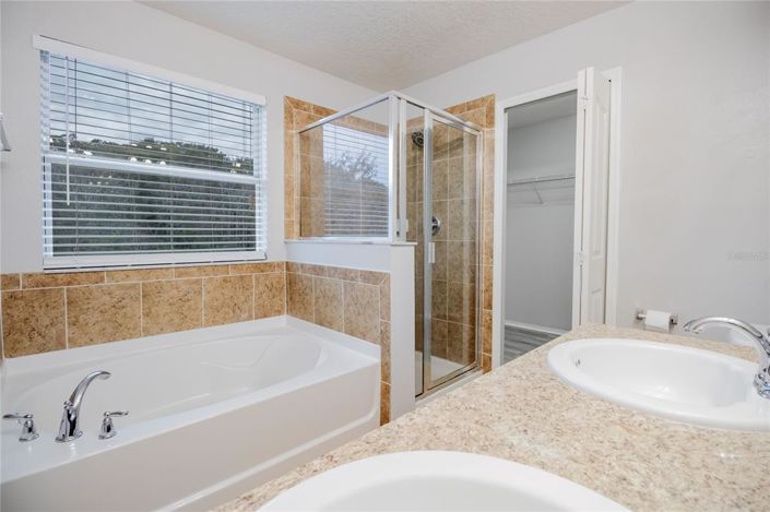 Image No.10-Propriété de 4 chambres à vendre à Kissimmee