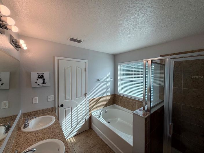 Image No.22-Propriété de 4 chambres à vendre à Kissimmee