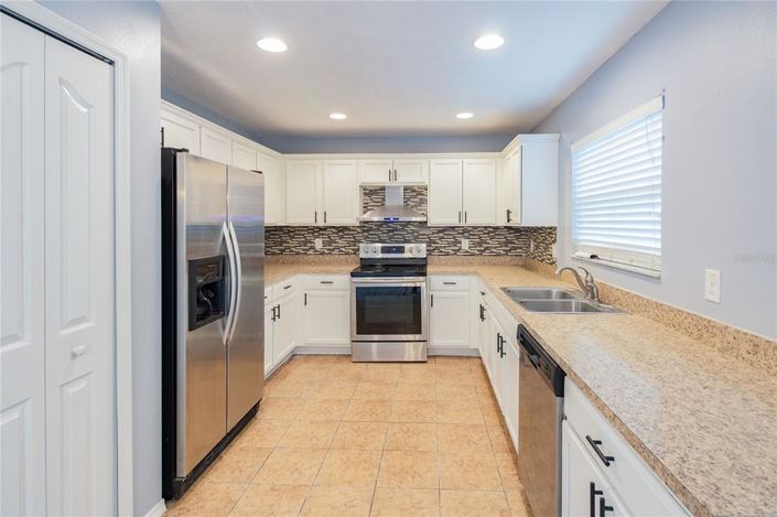 Image No.6-Propriété de 4 chambres à vendre à Kissimmee