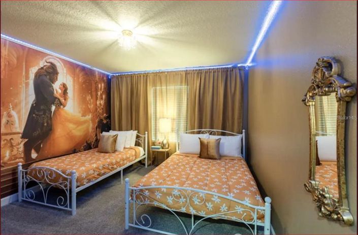 Image No.13-4 Bed Townhouse for sale