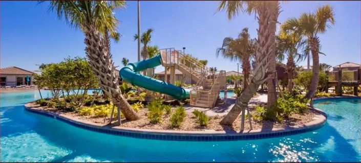 Image No.32-4 Bed Townhouse for sale