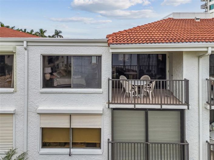 Image No.18-2 Bed Property for sale