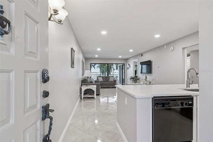 Image No.4-2 Bed Property for sale