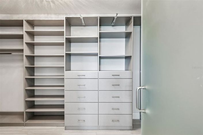 Image No.53-5 Bed Property for sale