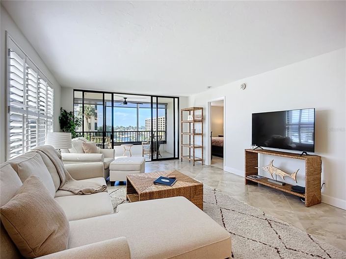 Image No.14-2 Bed Property for sale