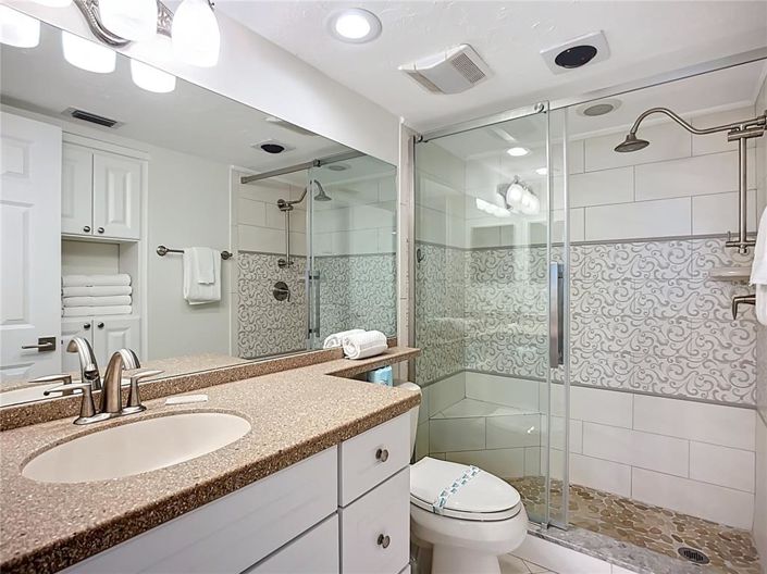 Image No.26-2 Bed Property for sale