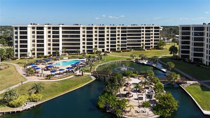 Image No.45-2 Bed Property for sale