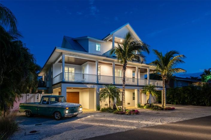 Image No.13-3 Bed Property for sale