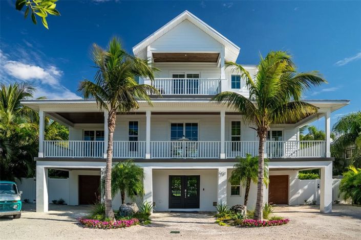 Image No.14-3 Bed Property for sale