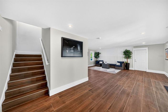 Image No.18-3 Bed Property for sale