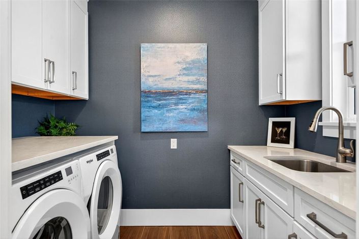 Image No.28-3 Bed Property for sale