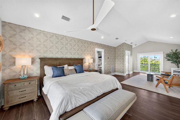 Image No.51-3 Bed Property for sale