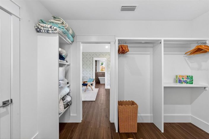 Image No.58-3 Bed Property for sale