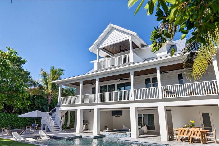 Image No.65-3 Bed Property for sale