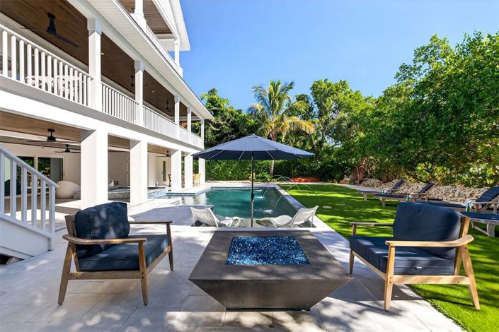 Image No.78-3 Bed Property for sale