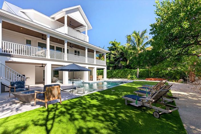 Image No.80-3 Bed Property for sale