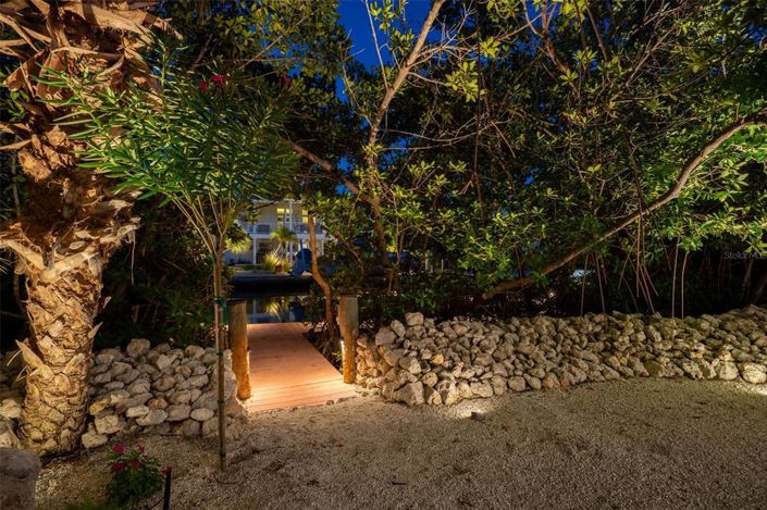 Image No.84-3 Bed Property for sale