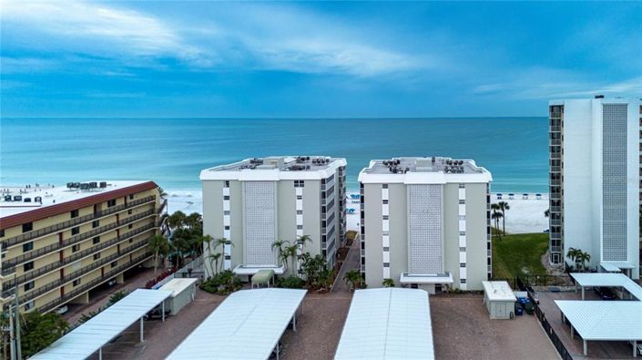 Image No.1-Propriété de 2 chambres à vendre à Sarasota