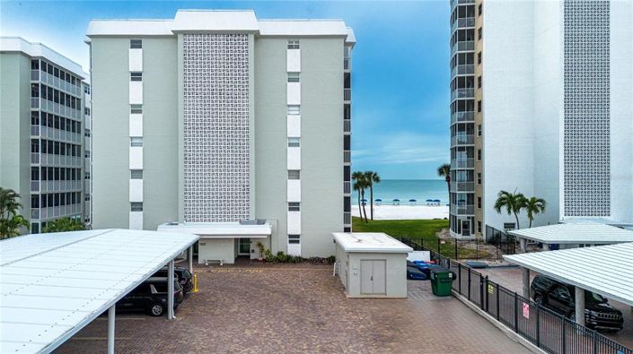 Image No.7-Propriété de 2 chambres à vendre à Sarasota