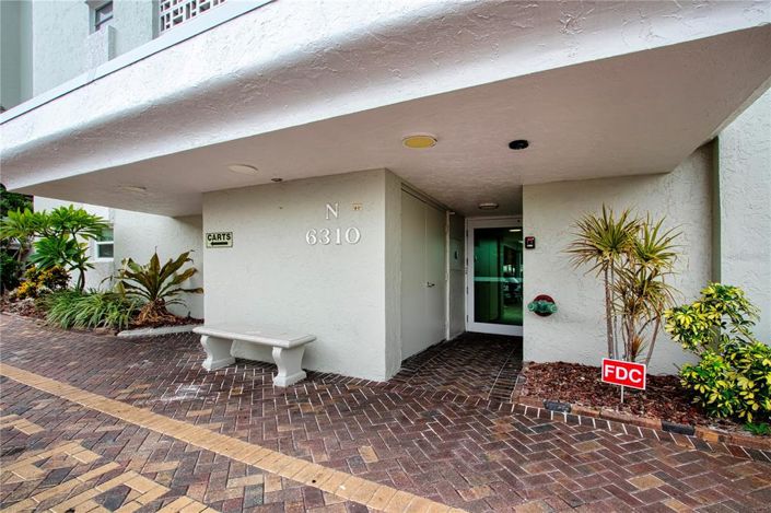 Image No.9-Propriété de 2 chambres à vendre à Sarasota