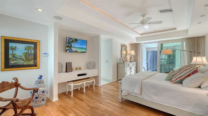 Image No.20-3 Bed Property for sale