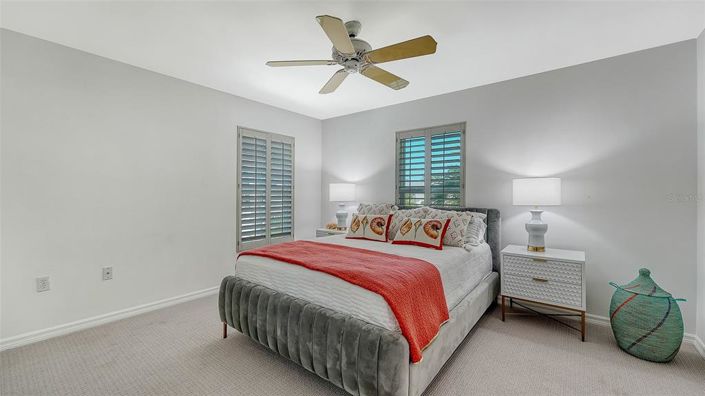 Image No.29-3 Bed Property for sale