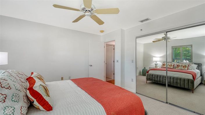 Image No.30-3 Bed Property for sale