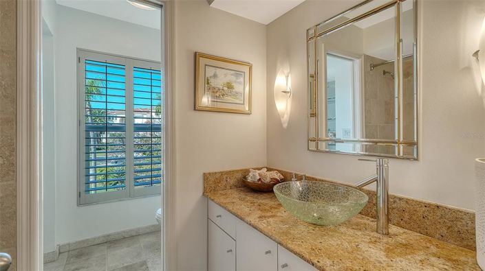 Image No.31-3 Bed Property for sale