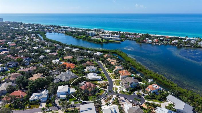 Image No.44-3 Bed Property for sale