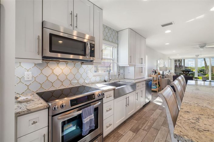 Image No.20-2 Bed Property for sale