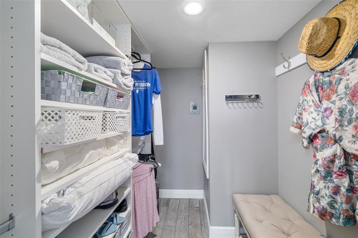 Image No.37-2 Bed Property for sale