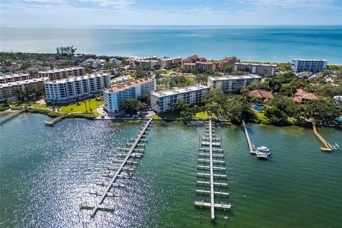 Image No.55-2 Bed Property for sale