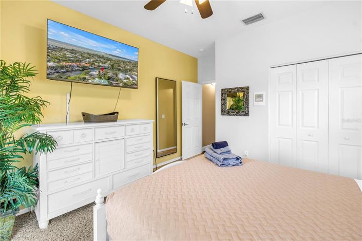 Image No.46-5 Bed Property for sale