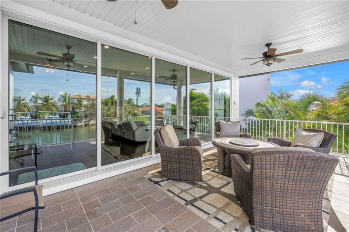 Image No.51-5 Bed Property for sale