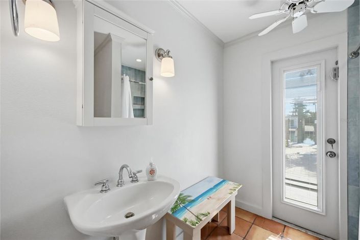 Image No.33-3 Bed Property for sale