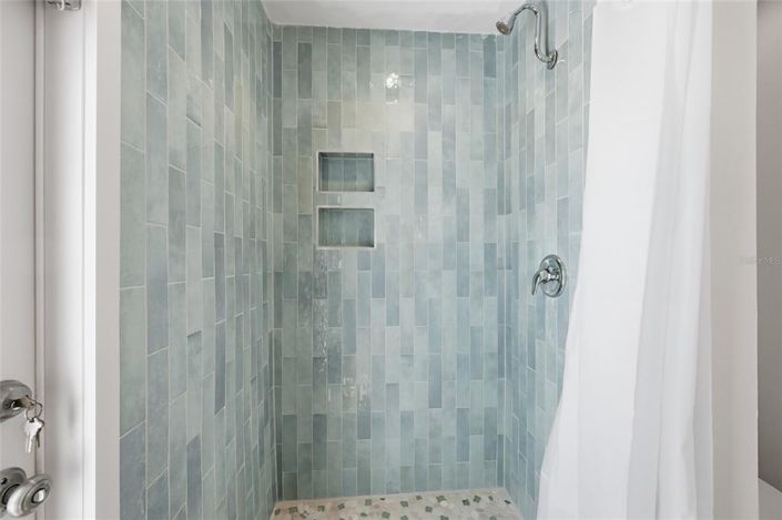 Image No.34-3 Bed Property for sale