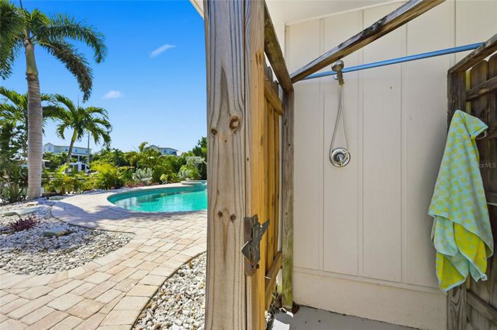 Image No.45-3 Bed Property for sale