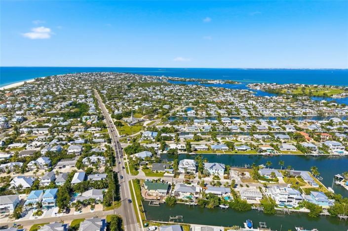 Image No.6-3 Bed Property for sale