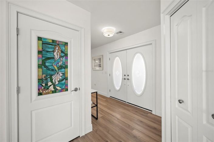 Image No.10-3 Bed Property for sale