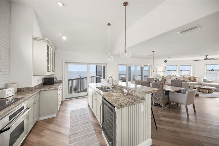 Image No.15-3 Bed Property for sale